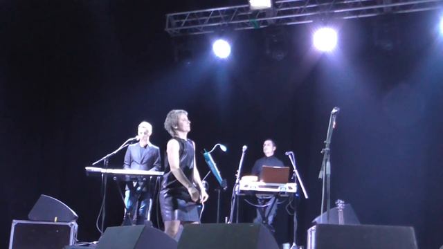 Сурганова и Оркестр в клубе Арена. 10.04.2015. Не тобой болеет сердце+Не покидай. смотреть онлайн