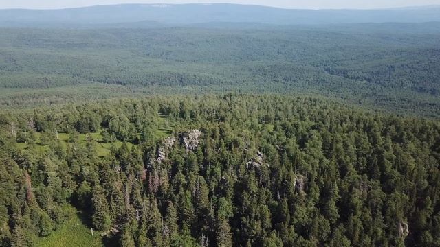 На квадроциклах по горам Южного Урала. Аэросъёмка вершин 4К. смотреть онлайн