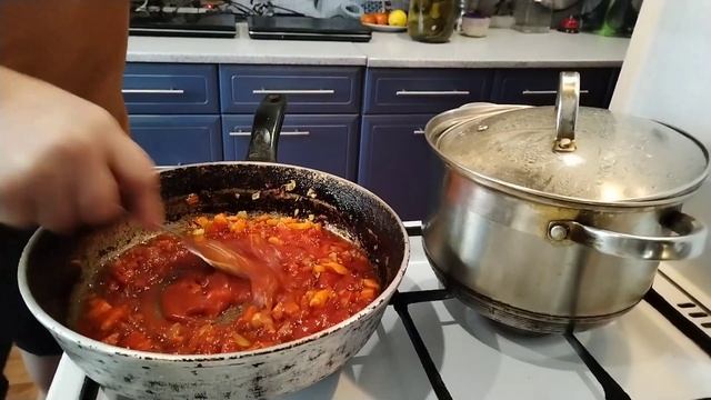 Готовим русскую солянку и белорусские драники. смотреть онлайн