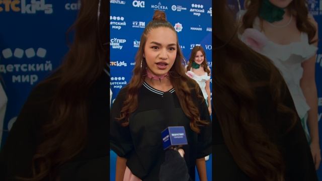 София Минигулова - Год без интернета или Год без музыки? А что выбрали бы вы? #суперлайкшоу смотреть онлайн