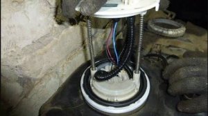 Замена топливного фильтра в баке на ПРАДО-120 (1GR-FE)