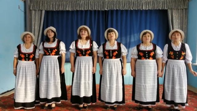 Народный вокальный ансамбль Нахтигаль смотреть онлайн
