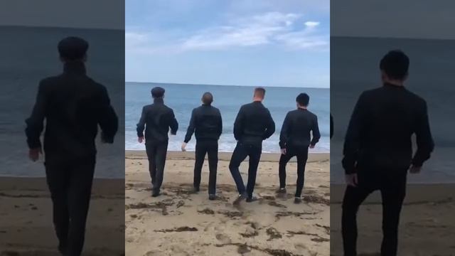 Серьёзность серьёзностью, я быть простым и веселым никогда не помешает 😜✊🏽 смотреть онлайн