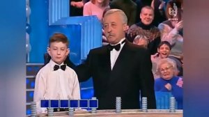 ВЫШЕЛ ЗАЯЦ НА КРЫЛЬЦО ПОЧИСАТЬ СЕБЕ...