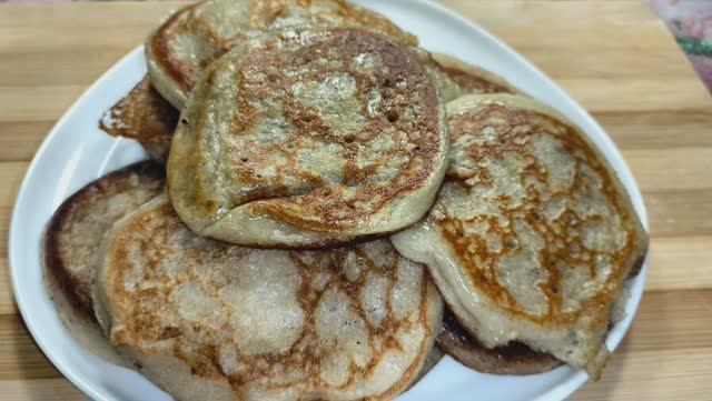 Правильное питание. Оладьи с бананом. смотреть онлайн