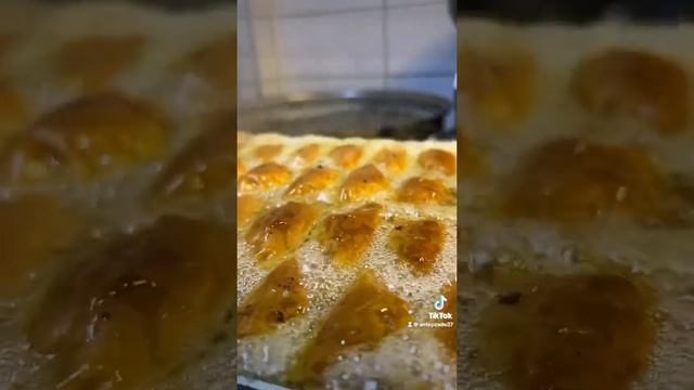 #baklavayapımı #baklava #şöbiyet #gündemhaberleri смотреть онлайн