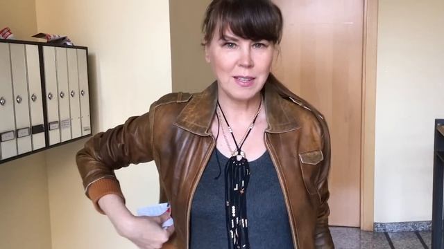 Наряд дня/ В магазин за хлебушком!. #влог #Испания смотреть онлайн