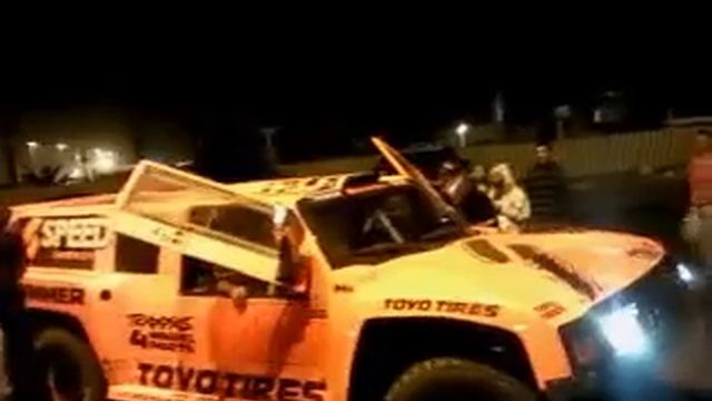 Dakar 2011 Arica-Chile (Hummer) Editado por Lathyrox смотреть онлайн