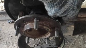 как снять закисшую полуось на ниве в домашних условиях.