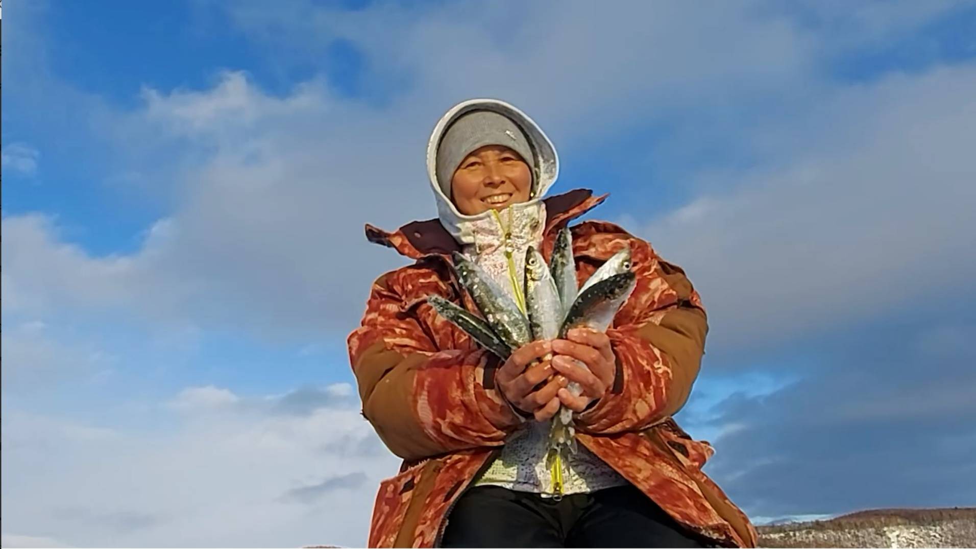 8 МАРТА кто куда А МЫ на рыбалку смотреть онлайн