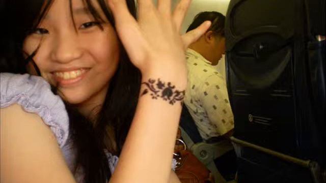 Me (Belgia) singing "Fly To Your Heart" by Selena Gomez смотреть онлайн