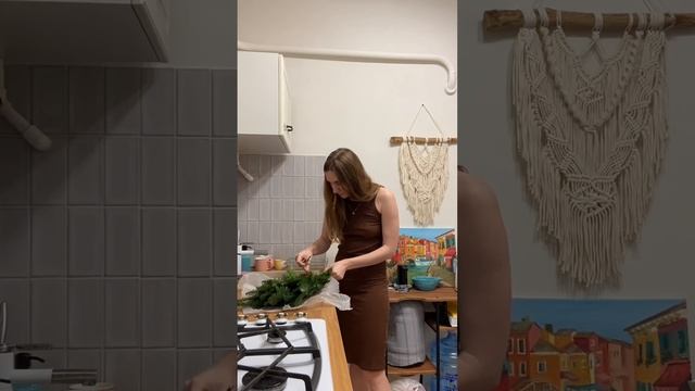 Готовимся к Новому году Заказала пихту Нобилис #christmas #merrychristmas #украшениедома смотреть онлайн