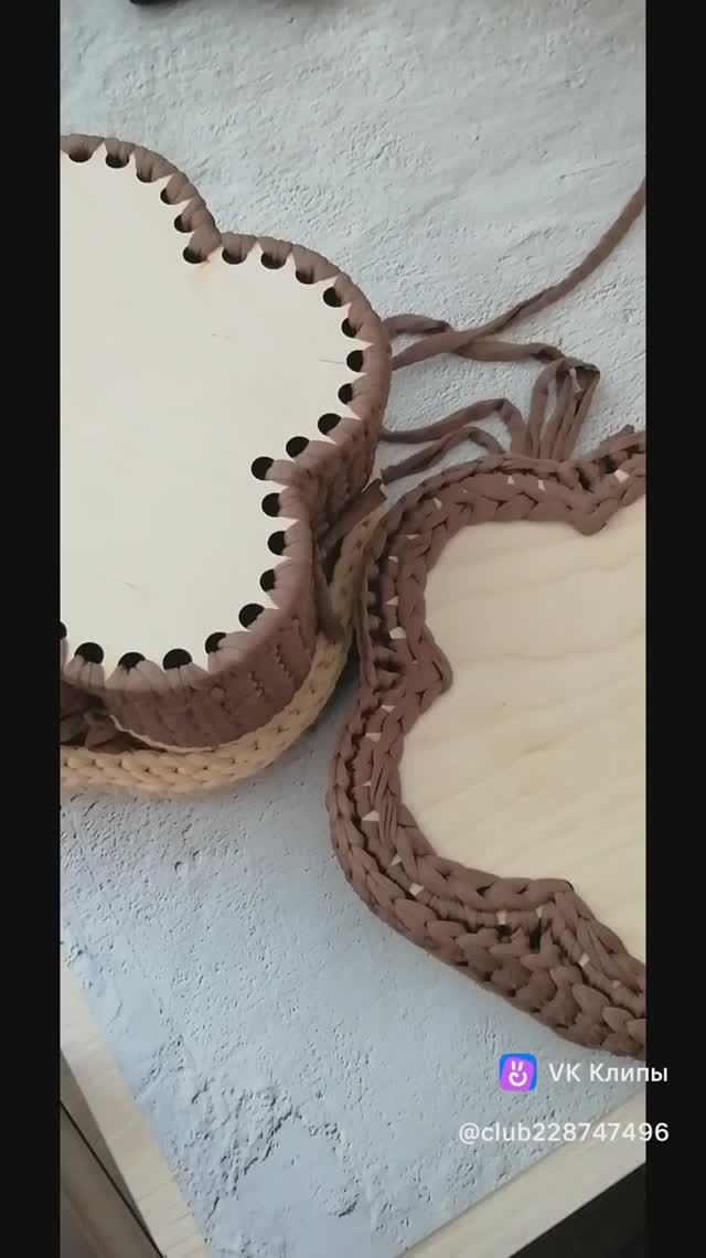 Сравнение обвязки донышка для трикотажной корзинки.