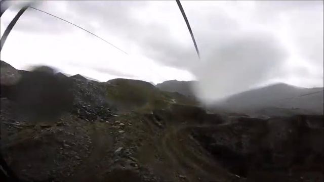 Zip wiring in the valleys of Wales!!! смотреть онлайн