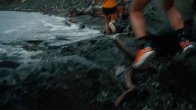 Frontrunners Footwear featuring Hoka Clifton 9 смотреть онлайн