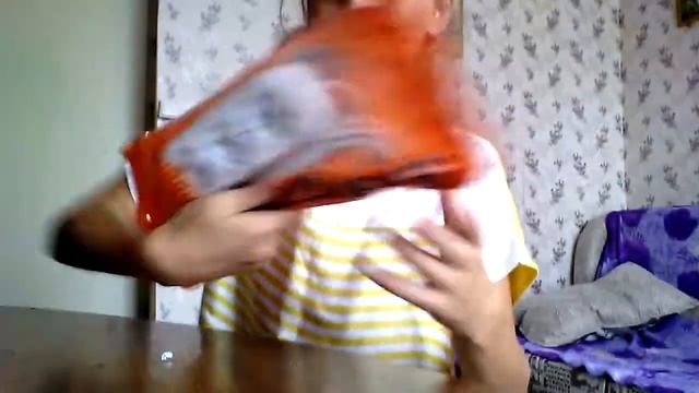 Половина покупок с центра для школы \ смотреть онлайн
