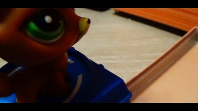 LPS фильм: "За****ательные истории трёх дев..КХМ" смотреть онлайн
