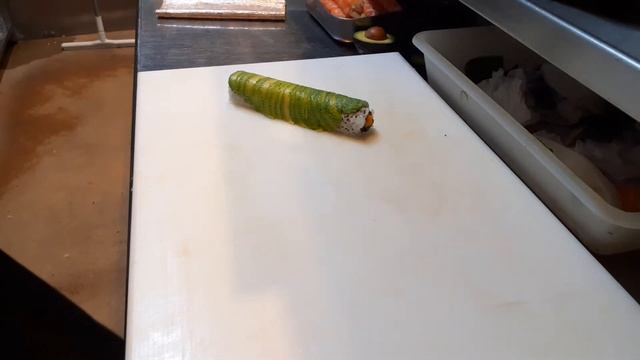 DRAGON ROLL смотреть онлайн