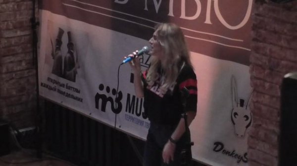 CATALU - Valerie (Amy Winehouse live cover)