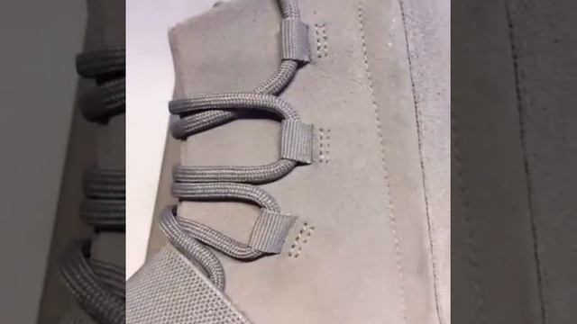🔥Yeezy 750 Boost Light Grey are in stock now,Do you want 2 get it?😊hit in my bio to get one.😊 смотреть онлайн