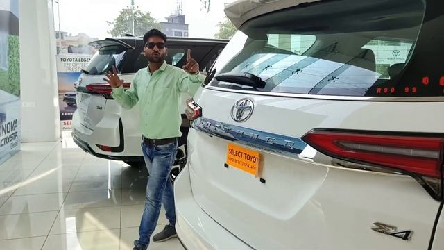 कौन किस पर भारी Toyota Fortuner Vs Legender Sigma-4 2023 | Toyota Fortuner Vs Legender Full Compare смотреть онлайн