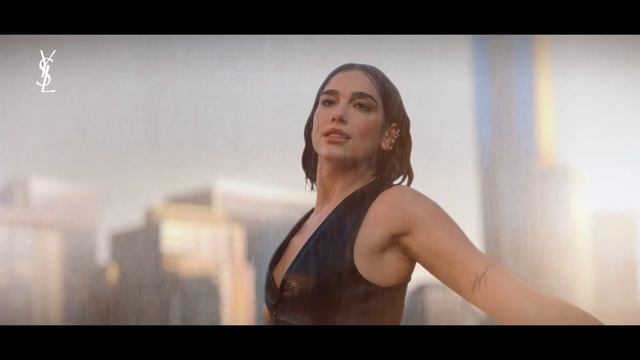 Yves Saint Laurent Libre Le Parfum смотреть онлайн