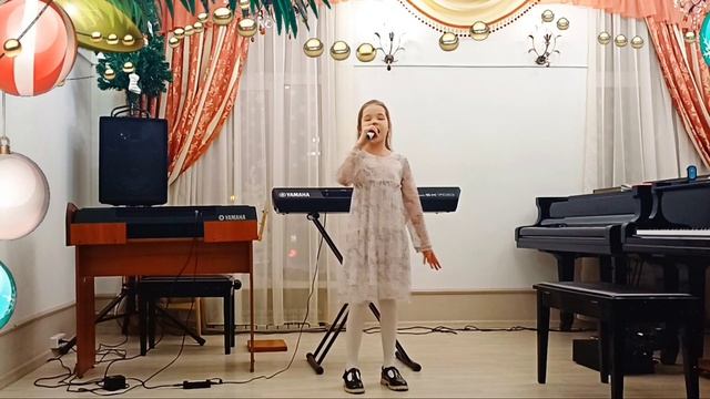 "Новогодние звёзды" концерт учащихся эстрадного отделения 2024 г. смотреть онлайн