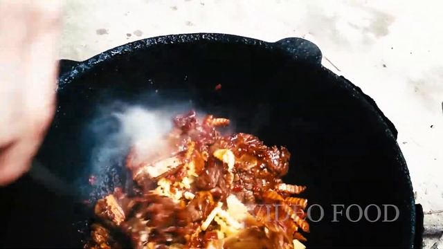 This soup is hearty, fragrant, multi-colored, thick, incredibly tasty.|The famous red borscht смотреть онлайн