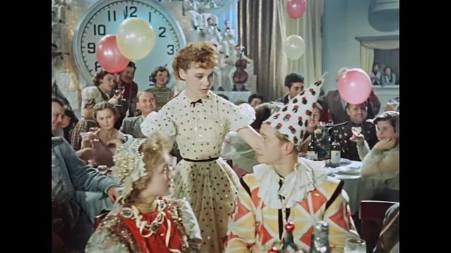 Пять минут смотреть онлайн