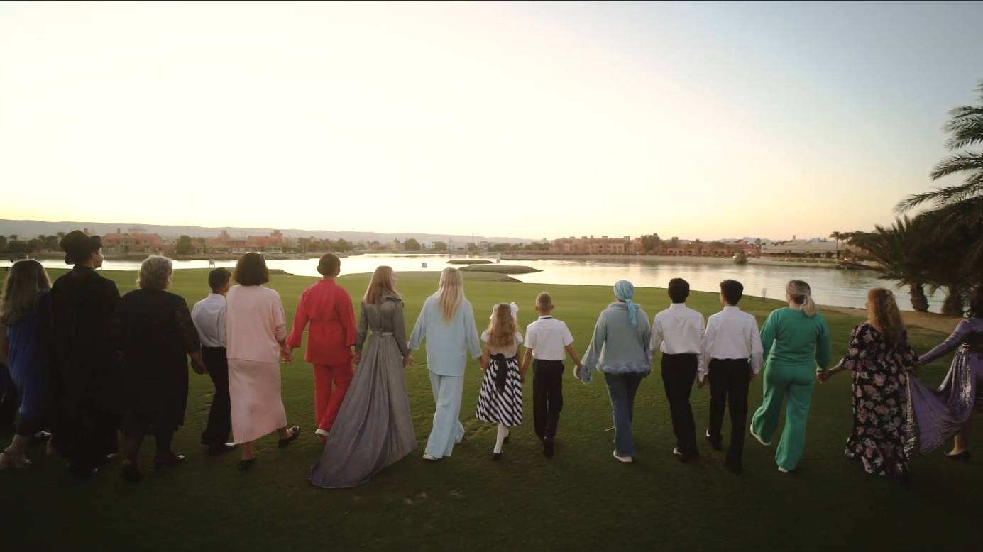 Песня " КОЛОКОЛА" ( Бьют часы на старой башне) Амир Хуссин и Ольга Пахолкова смотреть онлайн