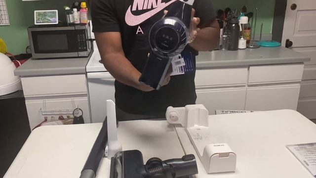 I finally got me one (cordless vacuum) смотреть онлайн