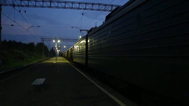 Электровоз ВЛ10У-1021 станция Бекасово-1 смотреть онлайн