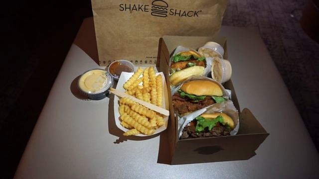 3 Days in Vegas - WHERE TO STAY, WHERE TO GO, WHAT TO EAT, BEST BURGER VEGAS смотреть онлайн