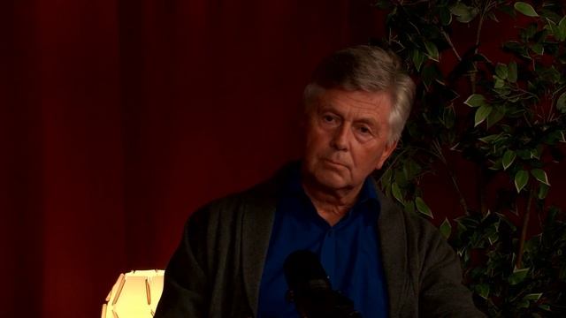 Rauða borðið 19. september: Í vigtarskúrnum смотреть онлайн