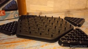 игра на развитие мышления,логики и стратегии 
" Треугольные шахматы"