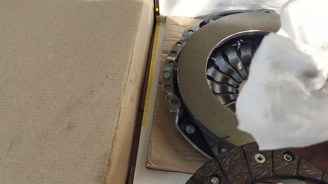 Nissan Sunny clutch work (@skilledmechanictamil ) смотреть онлайн