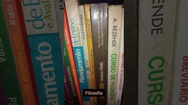 uma Estante de Teoria e Metodologias... смотреть онлайн