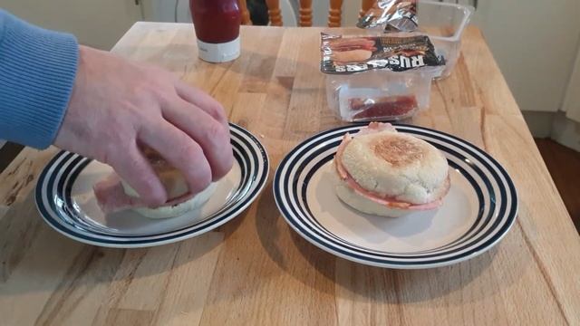 Rustlers Bacon Muffin Taste Test! смотреть онлайн