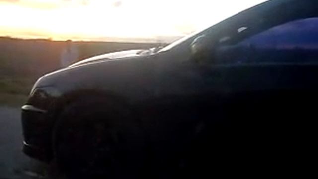 99 Svt Cobra Vs Srt 4 Neon смотреть онлайн