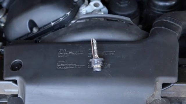 Cara Mengganti Bohlam Lampu Philips HID Xenon Bulb D2S / D2R | Lumina Auto смотреть онлайн