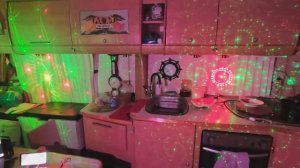 87 ч.  Жизнь в караване у моря