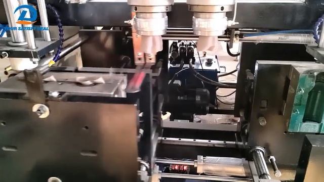 10-литровая выдувная машина скоро будет доставлена в Кувейт смотреть онлайн