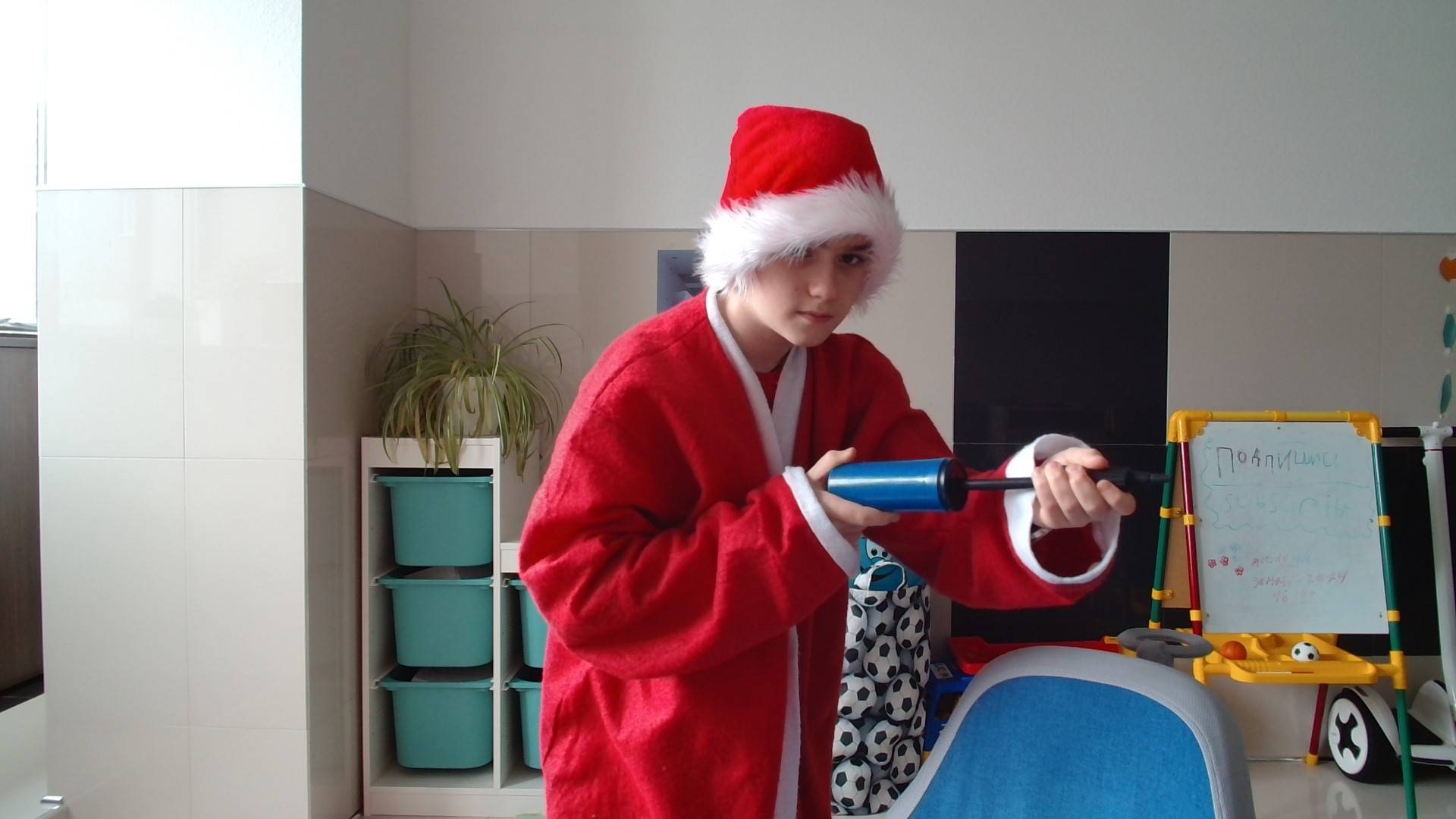 ДО НОВОГО ГОДА 4 ДНЯ! ИГРАЕМ НА СЕРВЕРЕ В MINECRAFT!