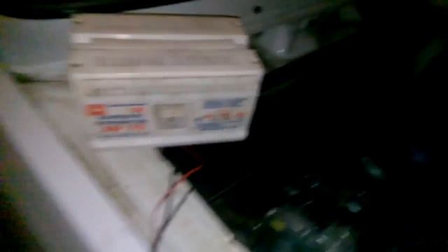 Как завести автомобиль с подсевшим аккумулятором смотреть онлайн