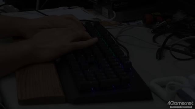 パームレストの有無で変わる，BlackWidow X Chromaの打鍵しやすさ смотреть онлайн