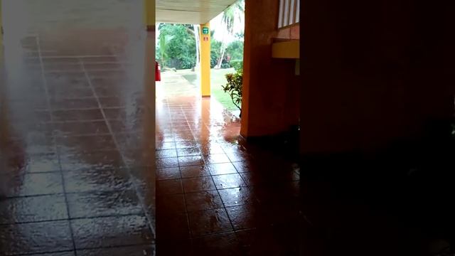 Meliá Las Antillas rainy day смотреть онлайн