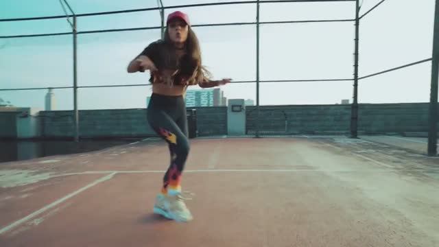75. Helion - Hello ♫ Shuffle Dance Video смотреть онлайн