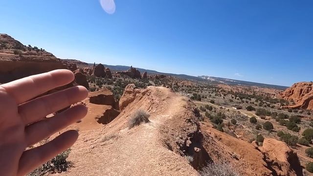 Hiking Angels Palace Trail, Kodachrome Basin State Park смотреть онлайн