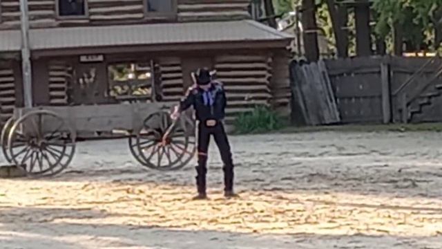 Cowboy Lasso  Trick