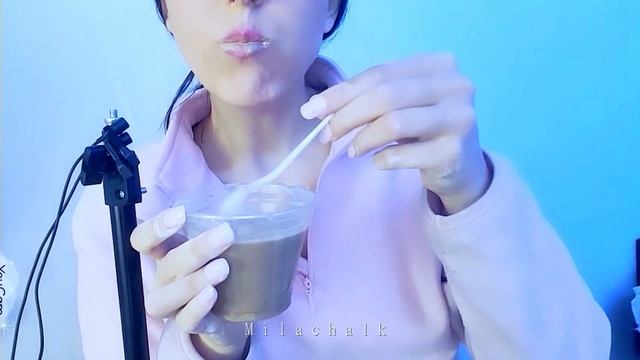 ASMR АСМР❤🤤 Мокрый яркий хруст Песчанкой/Wet bright crunch of Gerbil #chalk #мел #хруст #crunch смотреть онлайн